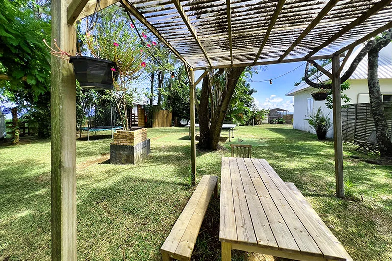 Le jardin et les espaces communs arborés du village